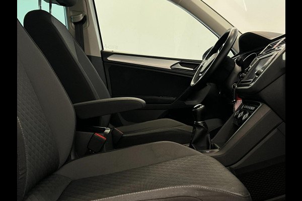 Volkswagen Tiguan 2.0 TDI / NL-auto / Navi / Clima / Trekhaak