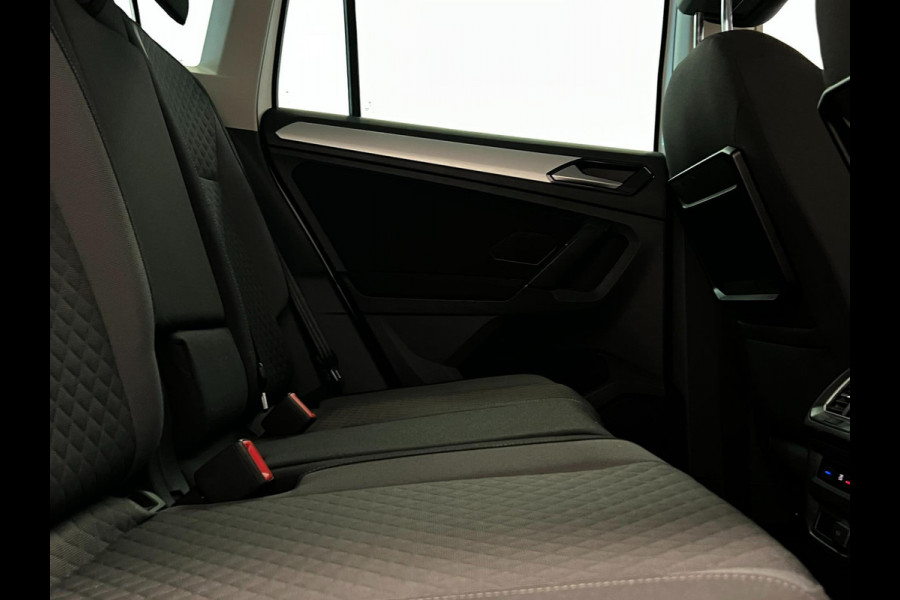 Volkswagen Tiguan 2.0 TDI / NL-auto / Navi / Clima / Trekhaak
