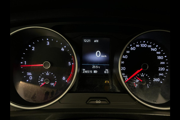 Volkswagen Tiguan 2.0 TDI / NL-auto / Navi / Clima / Trekhaak