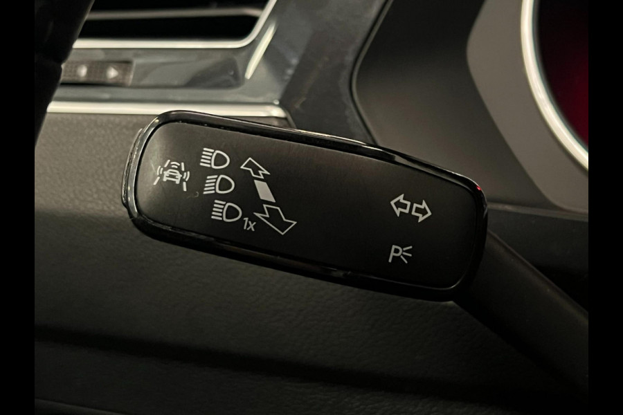 Volkswagen Tiguan 2.0 TDI / NL-auto / Navi / Clima / Trekhaak