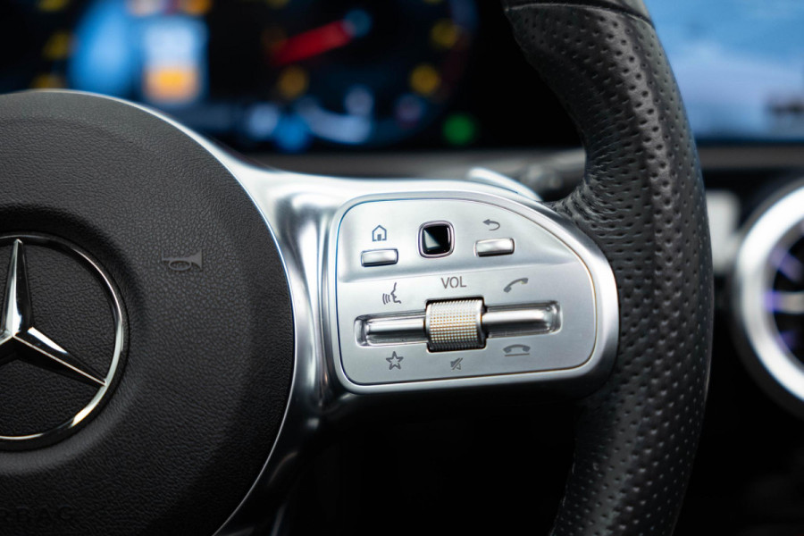 Mercedes-Benz A-Klasse A220 4MATIC |Pano|Edition|Ambient|Carplay|