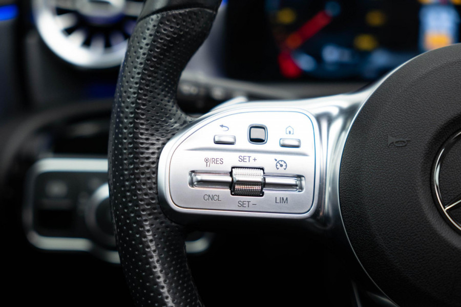 Mercedes-Benz A-Klasse A220 4MATIC |Pano|Edition|Ambient|Carplay|