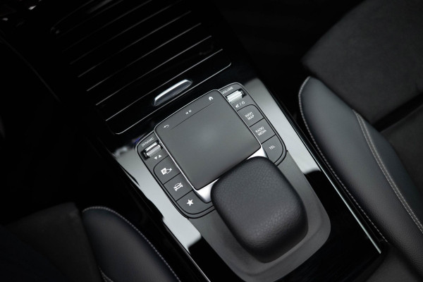 Mercedes-Benz A-Klasse A220 4MATIC |Pano|Edition|Ambient|Carplay|