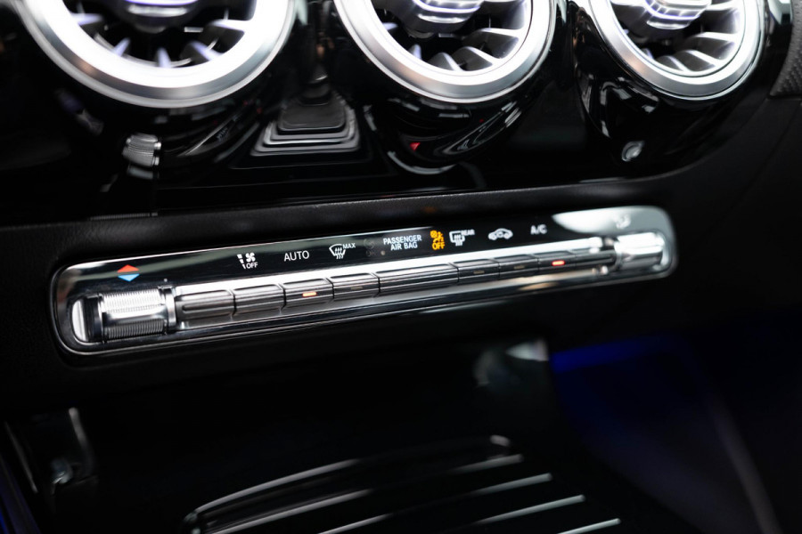 Mercedes-Benz A-Klasse A220 4MATIC |Pano|Edition|Ambient|Carplay|