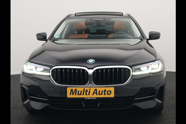 BMW 5 Serie Touring 530e xDrive High Executive Plug In Hybrid PHEV | Trekhaak af Fabriek | Adaptive Cruise | Laser LED | Lederen Comfortstoelen Memory | Head Up | Harman Kardon | Camera | Keyless | Apple Carplay |