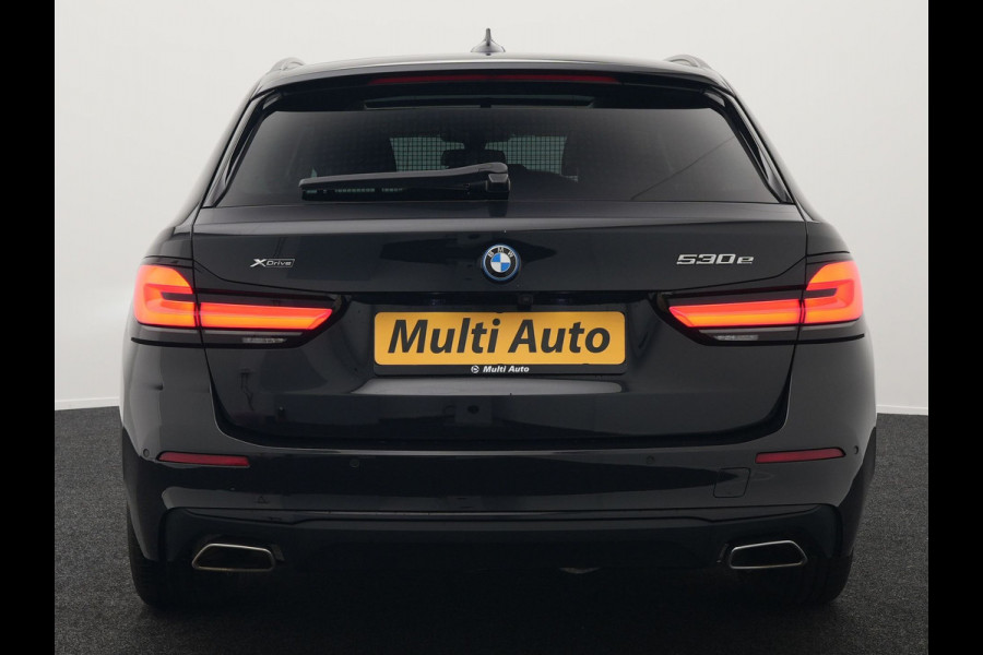 BMW 5 Serie Touring 530e xDrive High Executive Plug In Hybrid PHEV | Trekhaak af Fabriek | Adaptive Cruise | Laser LED | Lederen Comfortstoelen Memory | Head Up | Harman Kardon | Camera | Keyless | Apple Carplay |