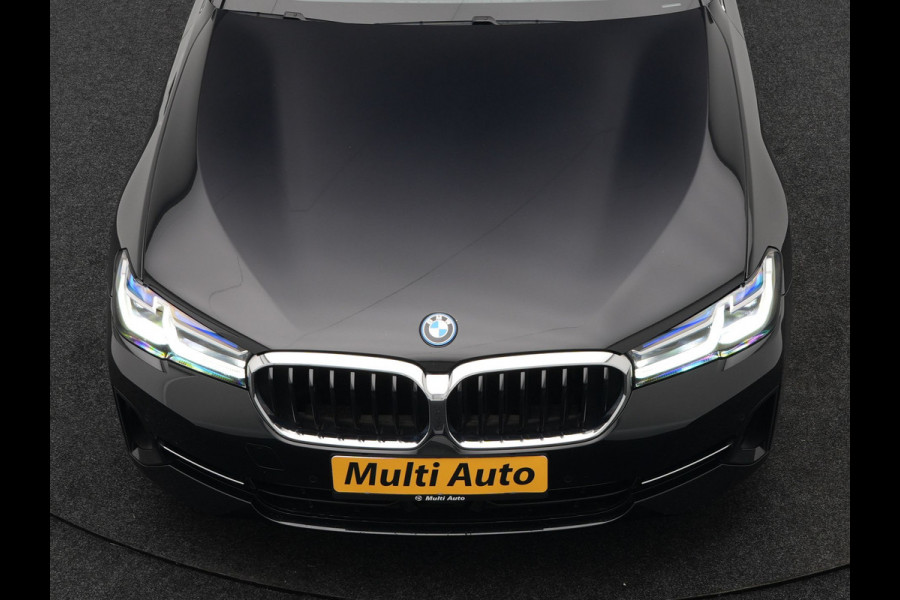 BMW 5 Serie Touring 530e xDrive High Executive Plug In Hybrid PHEV | Trekhaak af Fabriek | Adaptive Cruise | Laser LED | Lederen Comfortstoelen Memory | Head Up | Harman Kardon | Camera | Keyless | Apple Carplay |