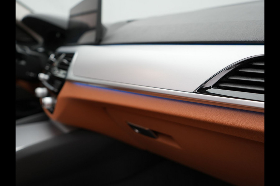 BMW 5 Serie Touring 530e xDrive High Executive Plug In Hybrid PHEV | Trekhaak af Fabriek | Adaptive Cruise | Laser LED | Lederen Comfortstoelen Memory | Head Up | Harman Kardon | Camera | Keyless | Apple Carplay |