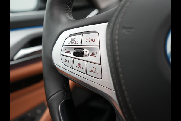 BMW 5 Serie Touring 530e xDrive High Executive Plug In Hybrid PHEV | Trekhaak af Fabriek | Adaptive Cruise | Laser LED | Lederen Comfortstoelen Memory | Head Up | Harman Kardon | Camera | Keyless | Apple Carplay |