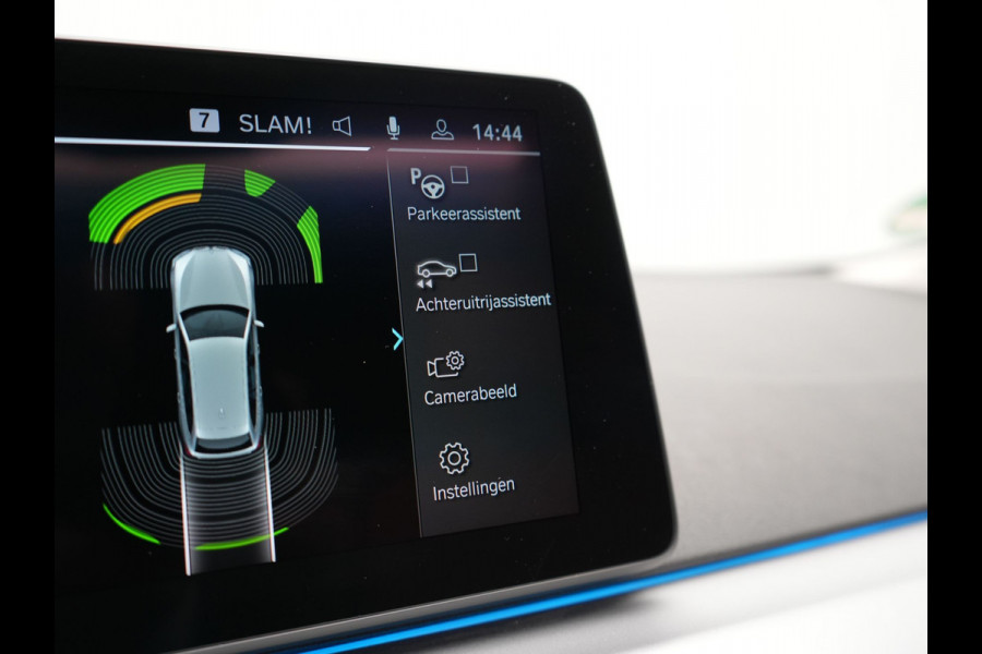 BMW 5 Serie Touring 530e xDrive High Executive Plug In Hybrid PHEV | Trekhaak af Fabriek | Adaptive Cruise | Laser LED | Lederen Comfortstoelen Memory | Head Up | Harman Kardon | Camera | Keyless | Apple Carplay |
