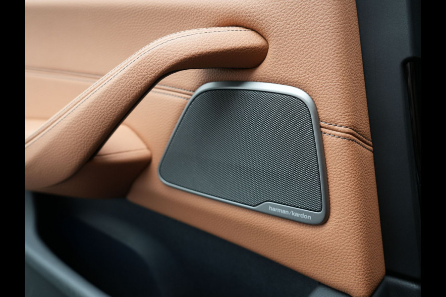 BMW 5 Serie Touring 530e xDrive High Executive Plug In Hybrid PHEV | Trekhaak af Fabriek | Adaptive Cruise | Laser LED | Lederen Comfortstoelen Memory | Head Up | Harman Kardon | Camera | Keyless | Apple Carplay |