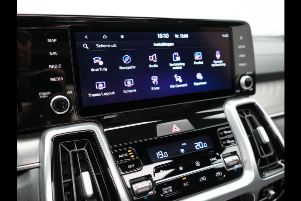 Kia Sorento 1.6 T-GDI Plug-in Hybrid 4WD ExecutiveLine 265pk Dealer O.H PHEV | Panodak | Adaptive Cruise | 360 Camera | Lederen Comfortztels Memory & Ventilatie | BOSE Sound | Spiegelcamera's | 19"L.M | Keyless |