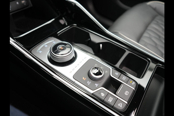 Kia Sorento 1.6 T-GDI Plug-in Hybrid 4WD ExecutiveLine 265pk Dealer O.H PHEV | Panodak | Adaptive Cruise | 360 Camera | Lederen Comfortztels Memory & Ventilatie | BOSE Sound | Spiegelcamera's | 19"L.M | Keyless |