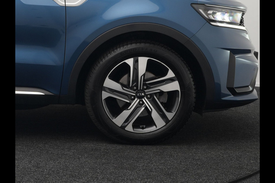 Kia Sorento 1.6 T-GDI Plug-in Hybrid 4WD ExecutiveLine 265pk Dealer O.H PHEV | Panodak | Adaptive Cruise | 360 Camera | Lederen Comfortztels Memory & Ventilatie | BOSE Sound | Spiegelcamera's | 19"L.M | Keyless |