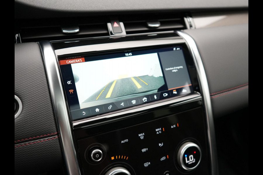 Land Rover Discovery Sport P300e R-Dynamic SE Plug In Hybrid Dealer O.H PHEV | Panodak | Trekhaak Afn. | Adaptive Cruise | Lederen Sportstoelen Memory | Meridian Sound | 20"L.M | Apple Carplay | Stuurverwarming | Camera |