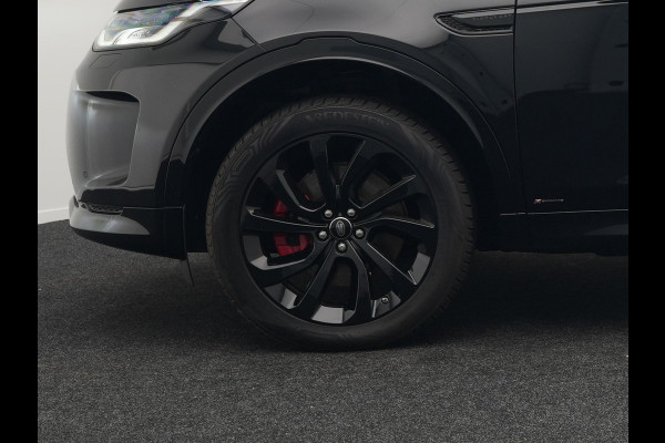 Land Rover Discovery Sport P300e R-Dynamic SE Plug In Hybrid Dealer O.H PHEV | Panodak | Trekhaak Afn. | Adaptive Cruise | Lederen Sportstoelen Memory | Meridian Sound | 20"L.M | Apple Carplay | Stuurverwarming | Camera |