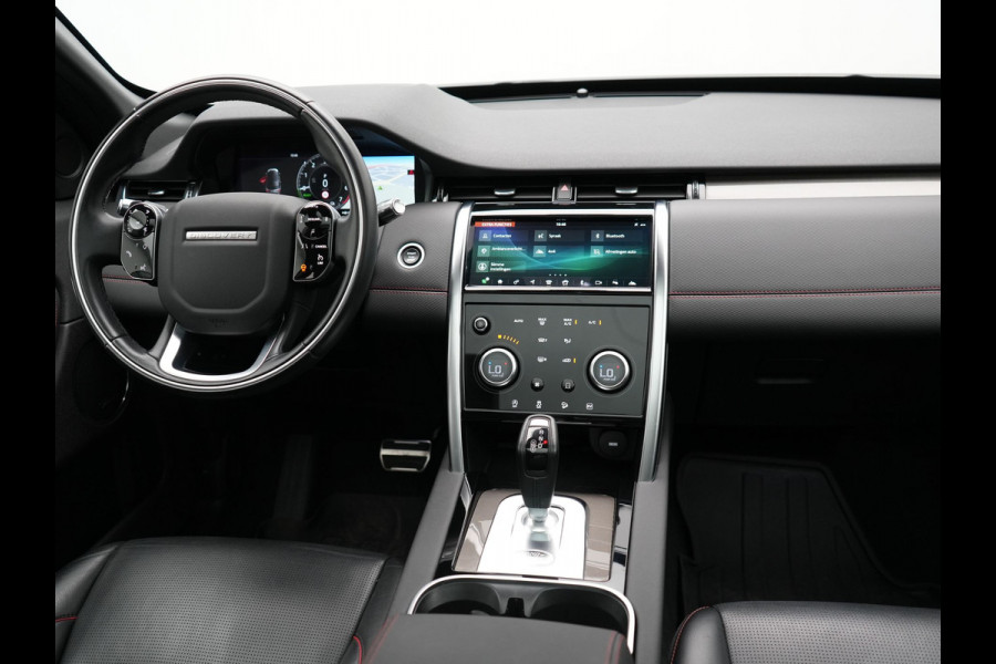 Land Rover Discovery Sport P300e R-Dynamic SE Plug In Hybrid Dealer O.H PHEV | Panodak | Trekhaak Afn. | Adaptive Cruise | Lederen Sportstoelen Memory | Meridian Sound | 20"L.M | Apple Carplay | Stuurverwarming | Camera |