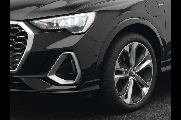 Audi Q3 Sportback 45 TFSI e S Line Plug In Hybrid 245pk PHEV | Trekhaak af Fabriek | Panodak | Adaptive Cruise | 20"L.M | Apple Carplay | Virtual | Sportstoelen Verwarmd | Camera | Navi |