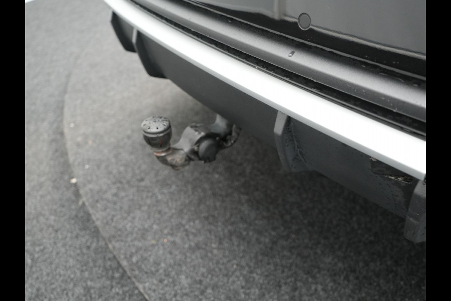 Audi Q3 Sportback 45 TFSI e S Line Plug In Hybrid 245pk PHEV | Trekhaak af Fabriek | Panodak | Adaptive Cruise | 20"L.M | Apple Carplay | Virtual | Sportstoelen Verwarmd | Camera | Navi |