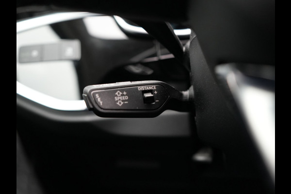 Audi Q3 Sportback 45 TFSI e S Line Plug In Hybrid 245pk PHEV | Trekhaak af Fabriek | Panodak | Adaptive Cruise | 20"L.M | Apple Carplay | Virtual | Sportstoelen Verwarmd | Camera | Navi |