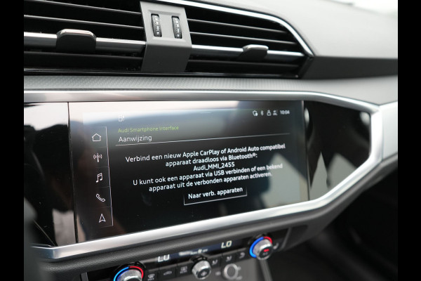 Audi Q3 Sportback 45 TFSI e S Line Plug In Hybrid 245pk PHEV | Trekhaak af Fabriek | Panodak | Adaptive Cruise | 20"L.M | Apple Carplay | Virtual | Sportstoelen Verwarmd | Camera | Navi |
