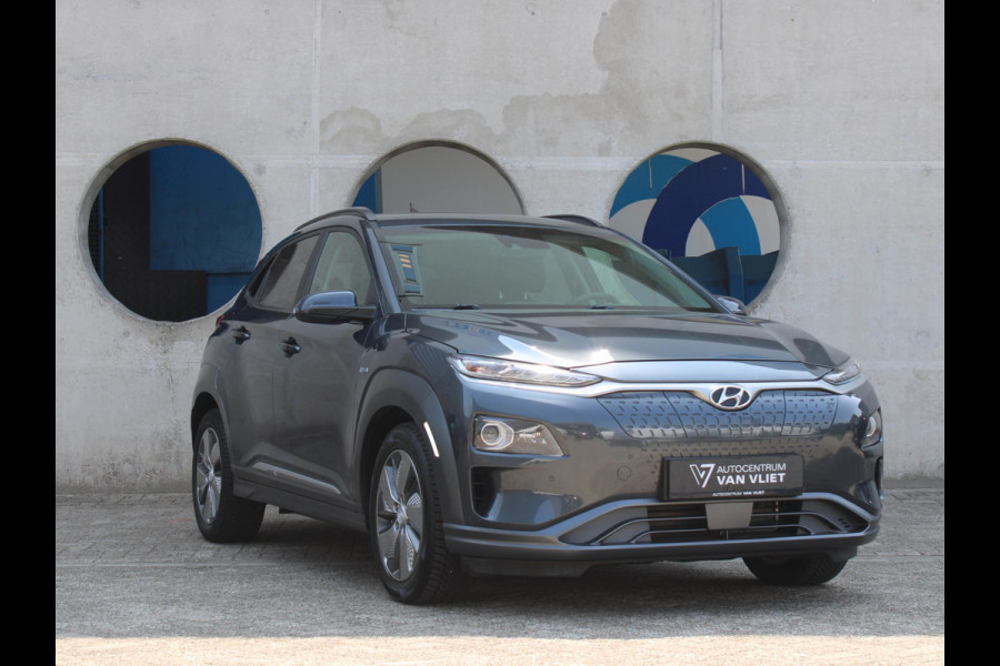 Hyundai Kona EV Premium 64 kWh | 482 KM ACTIERADIUS | ALL SEASON BANDEN |