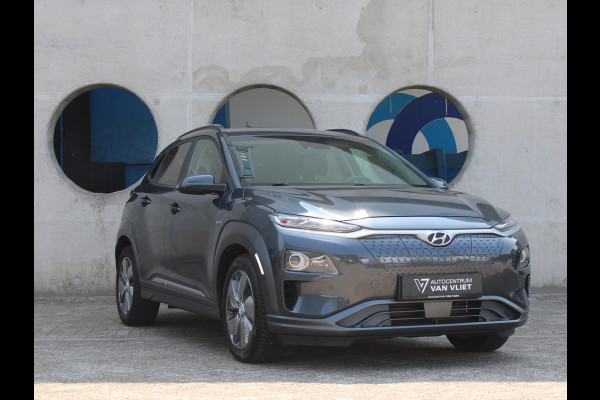 Hyundai Kona EV Premium 64 kWh | 482 KM ACTIERADIUS | ALL SEASON BANDEN |