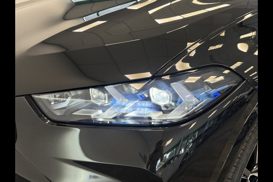 BMW X5 xDrive50e M Sport laser light HUD panodak H&K Shadow Line