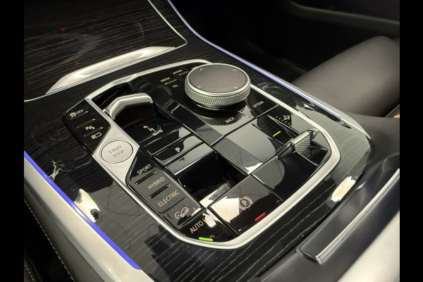 BMW X5 xDrive50e M Sport laser light HUD panodak H&K Shadow Line