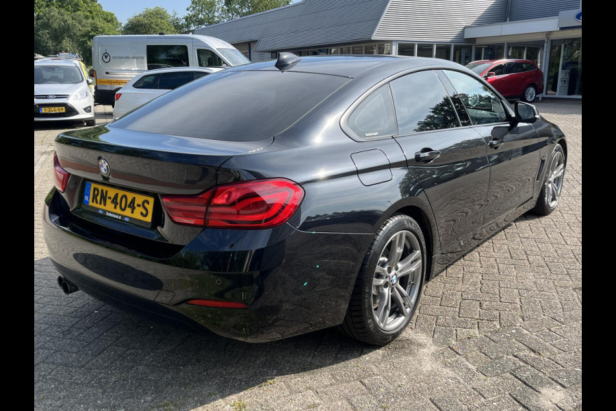BMW 4 Serie Gran Coupé 420i High Executive 183pk Automaat | Lederen Bekleding | Stoelverwarming | 18 inch velgen