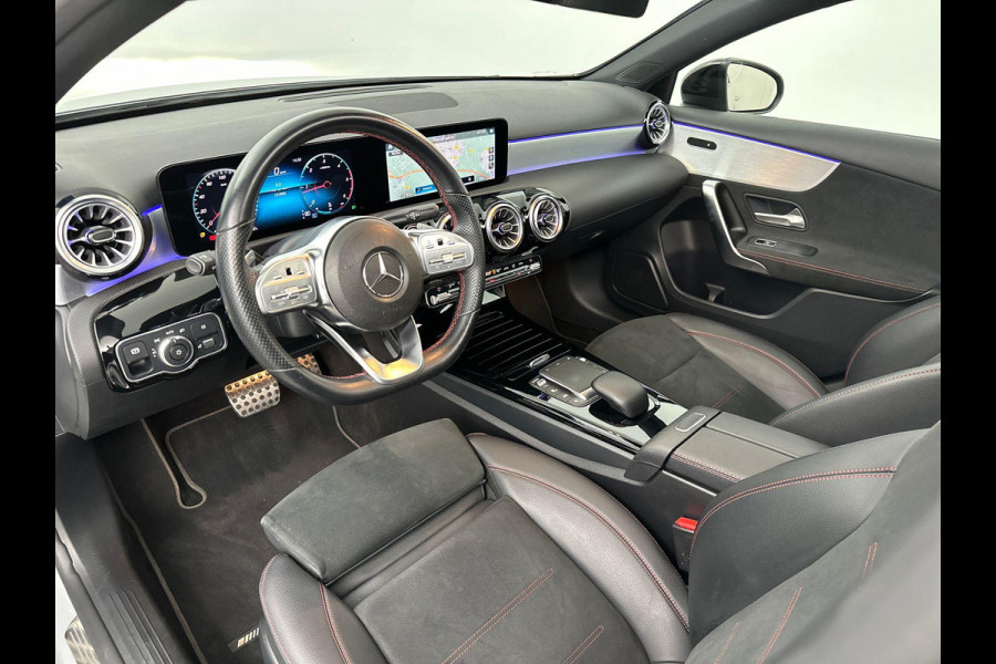 Mercedes-Benz A-Klasse 2.0 Pano Sfeer Camera