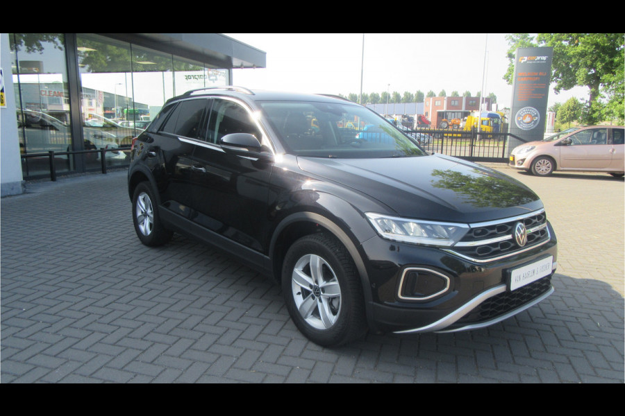 Volkswagen T-Roc 1.5 TSI Life DSG, Standverwarming, Camera, Ad.Cruise Control
