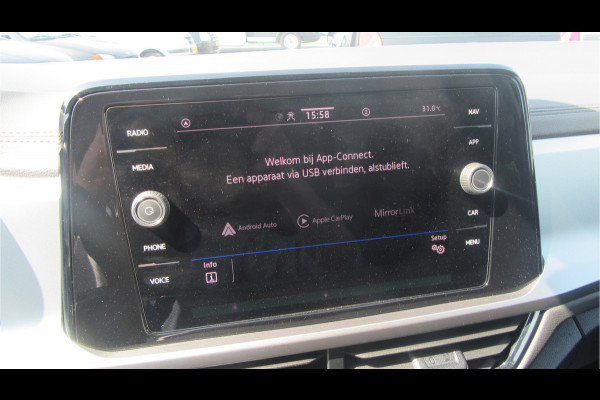 Volkswagen T-Roc 1.5 TSI Life DSG, Standverwarming, Camera, Ad.Cruise Control