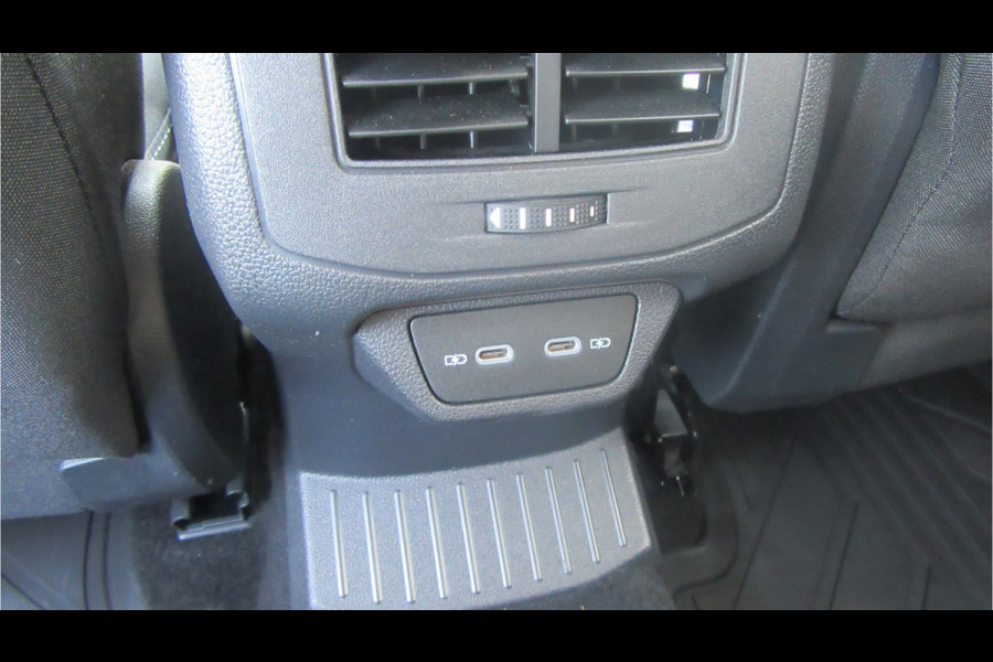 Volkswagen T-Roc 1.5 TSI Life DSG, Standverwarming, Camera, Ad.Cruise Control