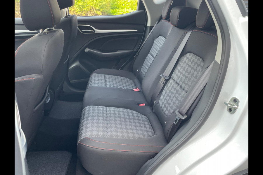 MG ZS 1.5 Comfort Line Carplay Navi Airco