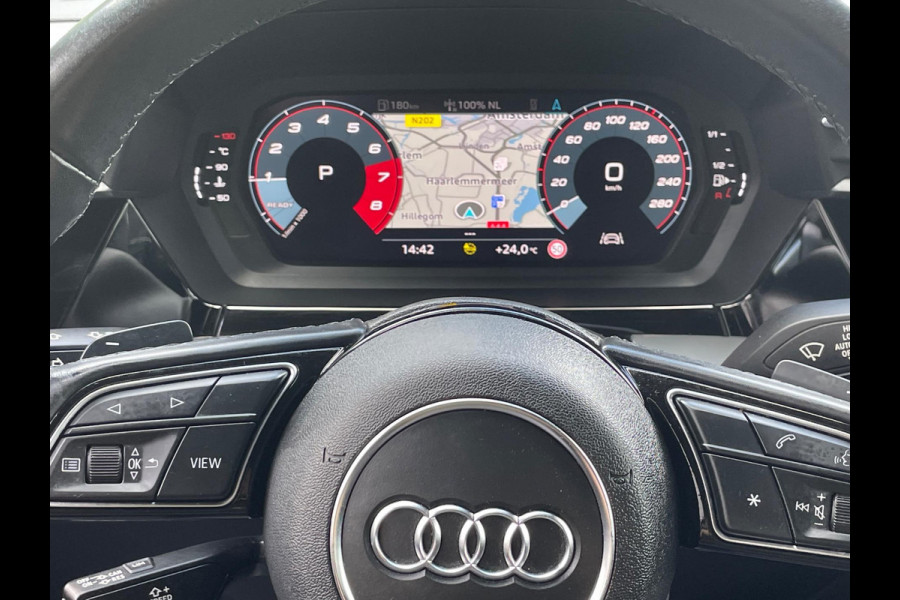 Audi A3 Limousine 30 TFSI Business edition Virtual Carplay Navi