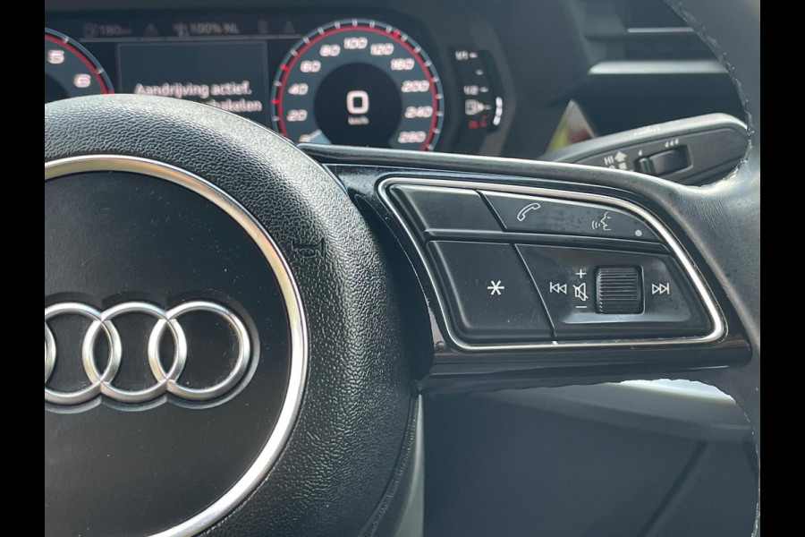 Audi A3 Limousine 30 TFSI Business edition Virtual Carplay Navi