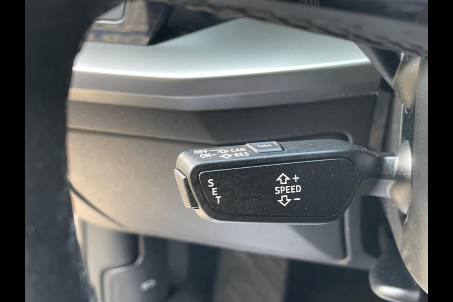 Audi A3 Limousine 30 TFSI Business edition Virtual Carplay Navi