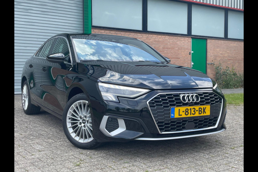 Audi A3 Limousine 30 TFSI Business edition Virtual Carplay Navi