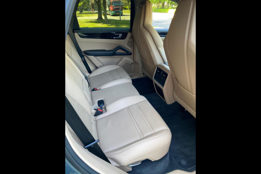 Porsche Cayenne 2.9 S Edition 441PK