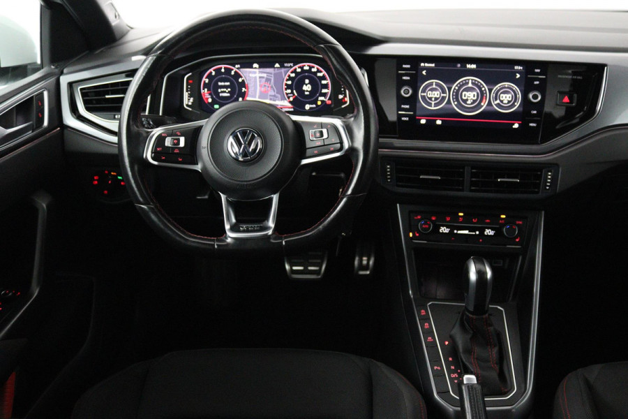 Volkswagen Polo 2.0 TSI GTI (PANORAMADAK, STOELVERWARMING, ACHTERUITRIJCAMERA, AUTOMAAT, CRUISE ADAPTIEF, PARKEERSENSOREN)