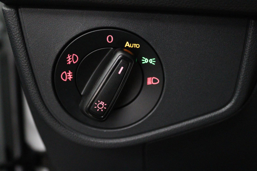 Volkswagen Polo 2.0 TSI GTI (PANORAMADAK, STOELVERWARMING, ACHTERUITRIJCAMERA, AUTOMAAT, CRUISE ADAPTIEF, PARKEERSENSOREN)