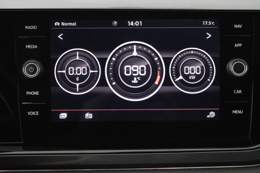 Volkswagen Polo 2.0 TSI GTI (PANORAMADAK, STOELVERWARMING, ACHTERUITRIJCAMERA, AUTOMAAT, CRUISE ADAPTIEF, PARKEERSENSOREN)