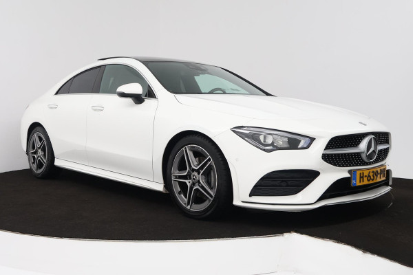 Mercedes-Benz CLA-Klasse 180 Business Solution AMG (PANORAMADAK, SFEERVERLICHTING, STOELVERWARMING, CAMERA, GOED ONDERHOUDEN)