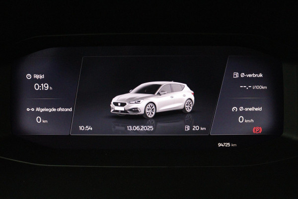 Seat Leon 1.5 TSI FR Ultimate Edition (ACHTERUITRIJCAMERA, STOELVERWARMING, NAVIGATIE, STUURVERWARMING, CRUISE, PARKEERSENSOREN)