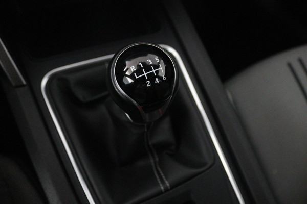 Seat Leon 1.5 TSI FR Ultimate Edition (ACHTERUITRIJCAMERA, STOELVERWARMING, NAVIGATIE, STUURVERWARMING, CRUISE, PARKEERSENSOREN)