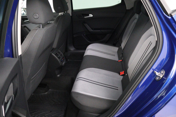 Seat Leon 1.5 TSI FR Ultimate Edition (ACHTERUITRIJCAMERA, STOELVERWARMING, NAVIGATIE, STUURVERWARMING, CRUISE, PARKEERSENSOREN)