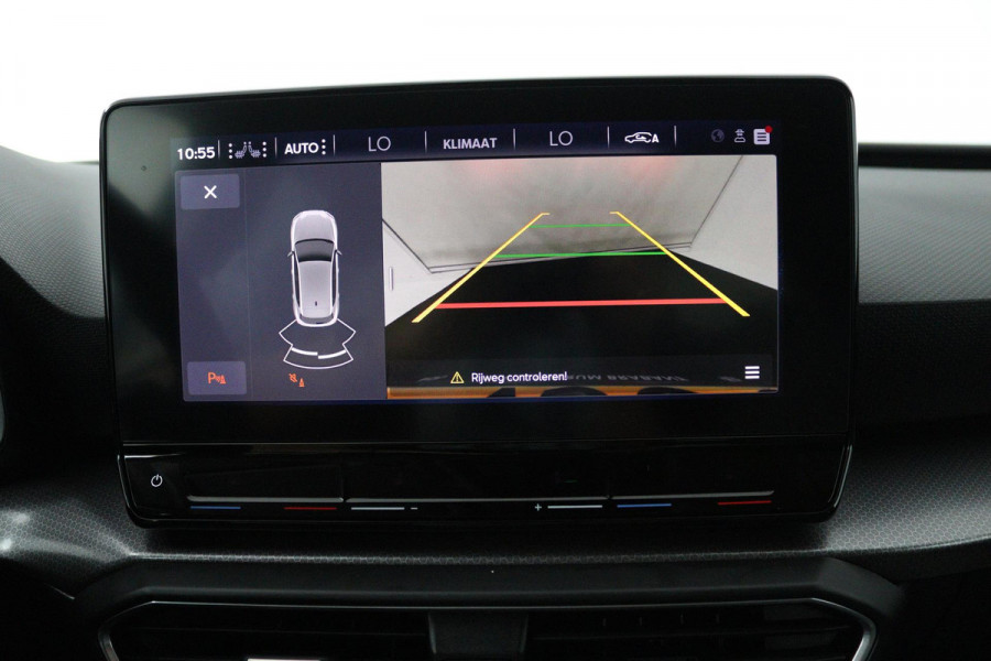Seat Leon 1.5 TSI FR Ultimate Edition (ACHTERUITRIJCAMERA, STOELVERWARMING, NAVIGATIE, STUURVERWARMING, CRUISE, PARKEERSENSOREN)