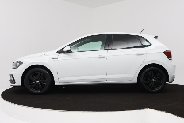 Volkswagen Polo 1.0 TSI Comfortline (PARKEERSENSOREN, CRUISE ADAPTIEF, NAVIGATIE, NL-AUTO, GOED ONDERHOUDEN)