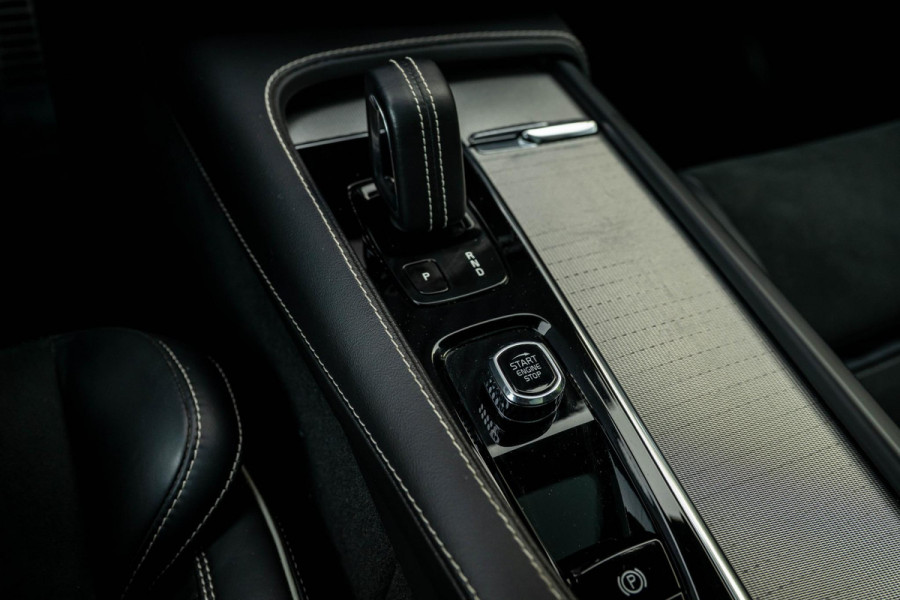 Volvo XC90 2.0 T8 Recharge AWD R-Design 455pk LONG RANGE